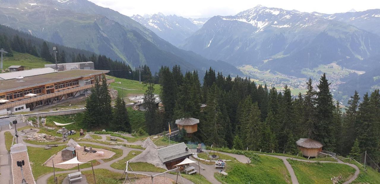 Ferienhaus&Ferienwohnung Wiñay Wayna Gotschna Blick Klosters-Serneus Exterior foto